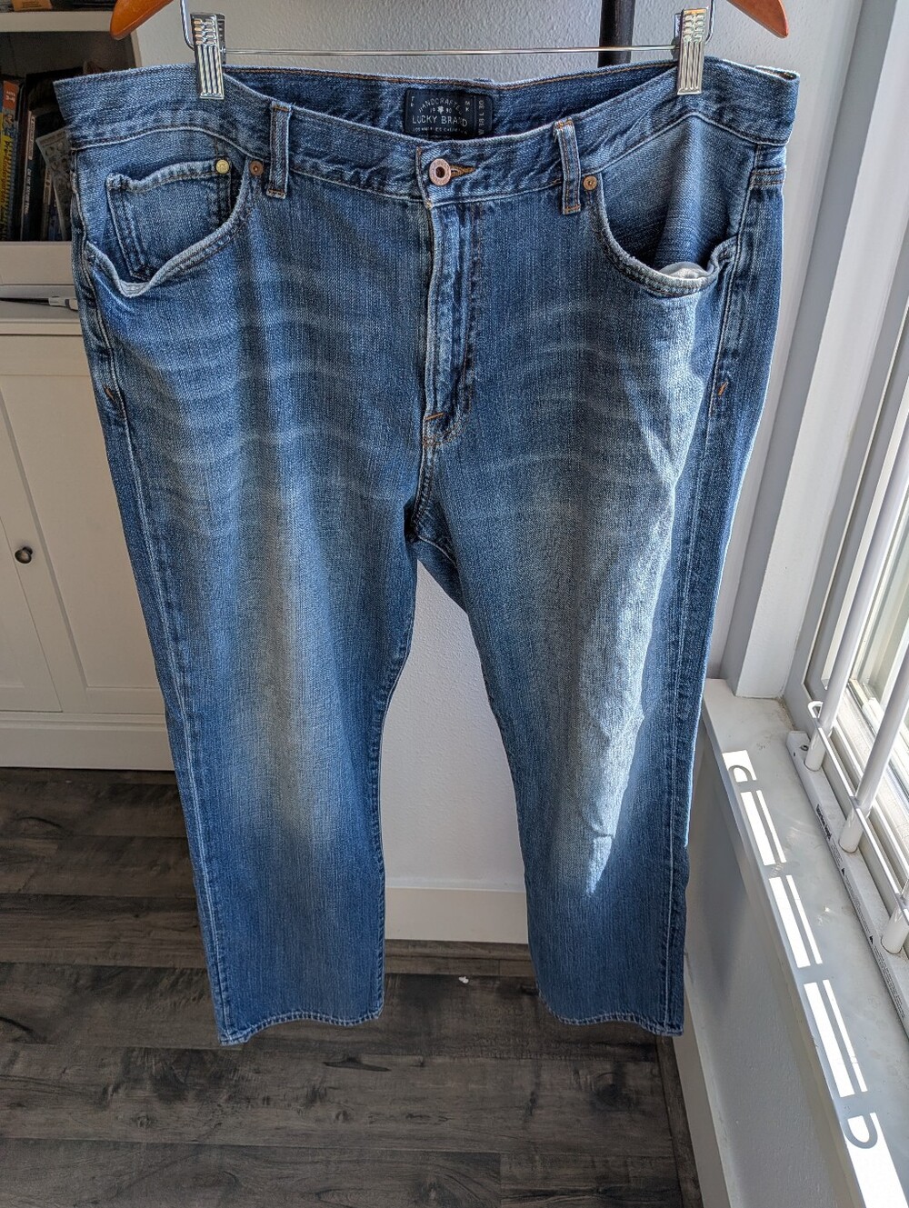Lucky Brand 361 Vintage Straight Jeans Men’s 38x30 Medium Wash Classic Fit